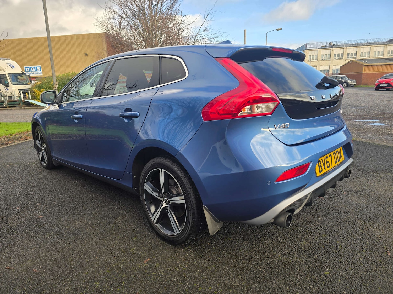 Used Volvo V40 2017 for sale - 76829735: Photo 8