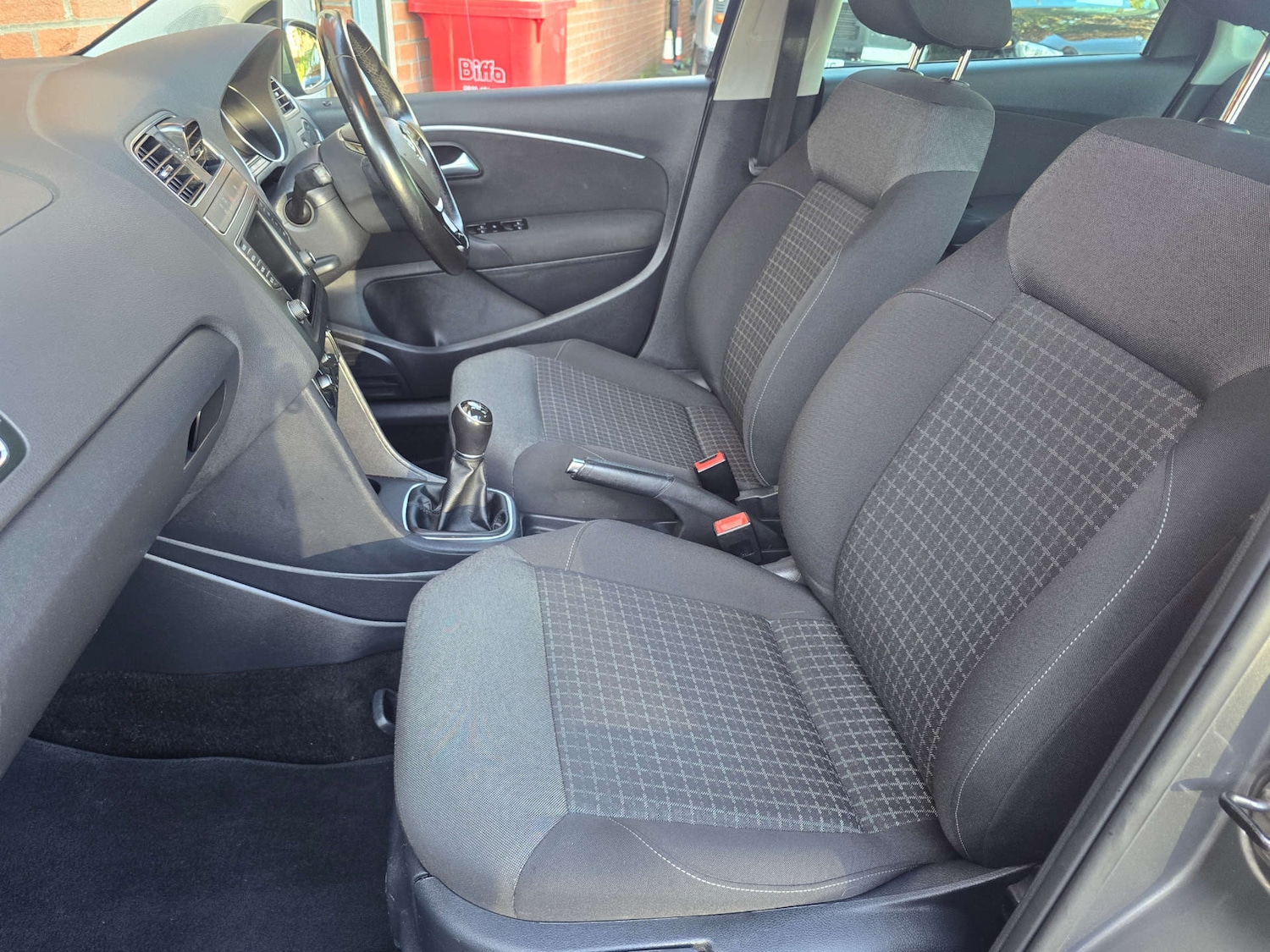 Used Volkswagen Polo 2016 for sale - 76486552: Photo 41