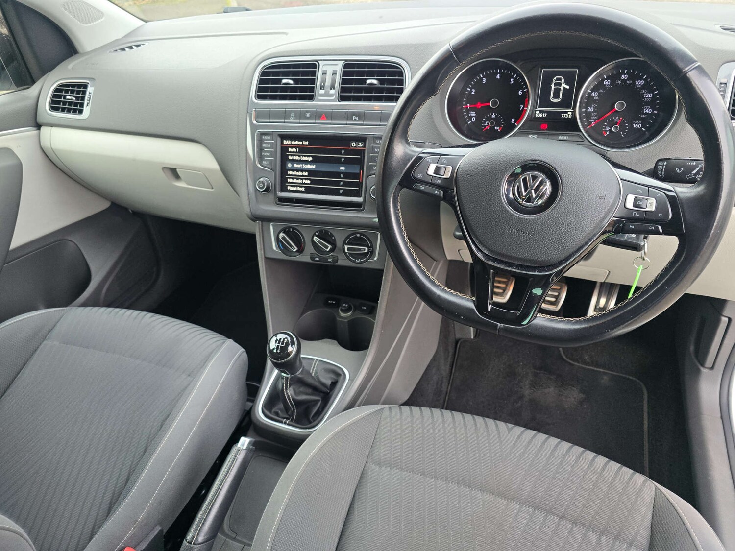Used Volkswagen Polo 2015 for sale - 77556742: Photo 12
