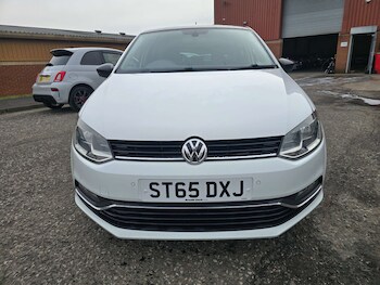 Used Volkswagen Polo 2015 for sale - 77556742: Photo