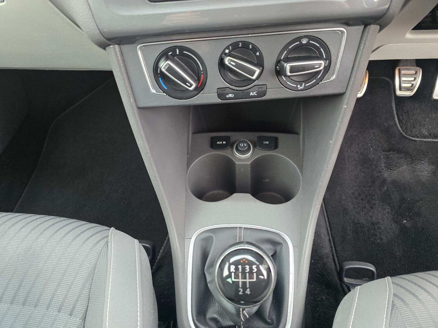 Used Volkswagen Polo 2015 for sale - 77556742: Photo 49