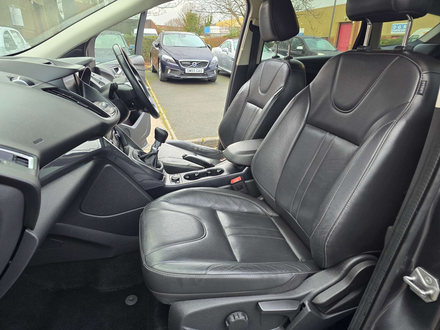 Used Ford Kuga 2015 for sale - 77399251: Photo 44