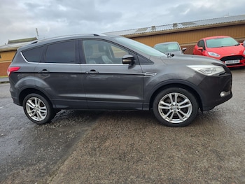 Used Ford Kuga 2015 for sale - 77399251: Photo