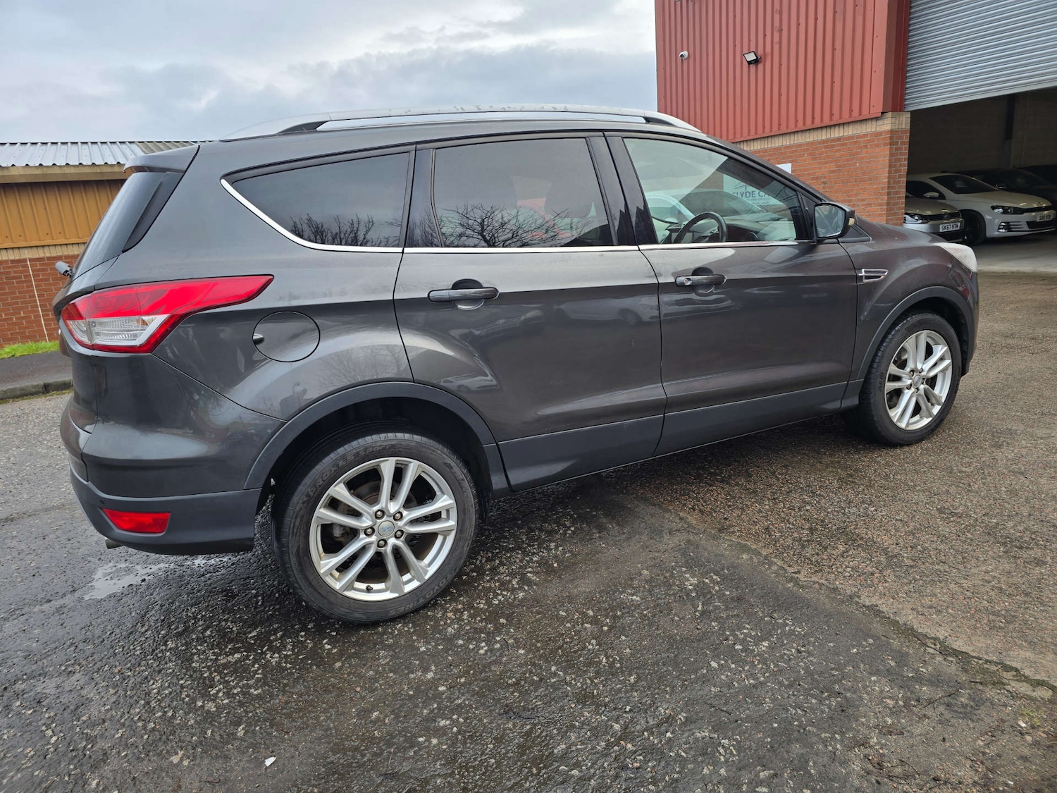 Used Ford Kuga 2015 for sale - 77399251: Photo 6