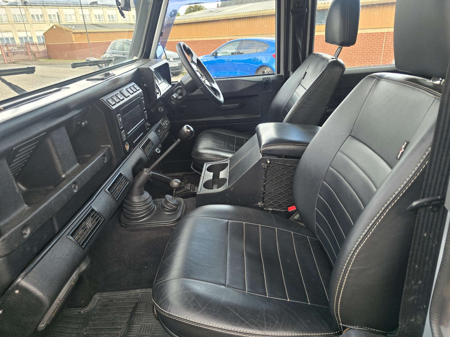 Used Land Rover Defender 2005 for sale - 76914448: Photo 15