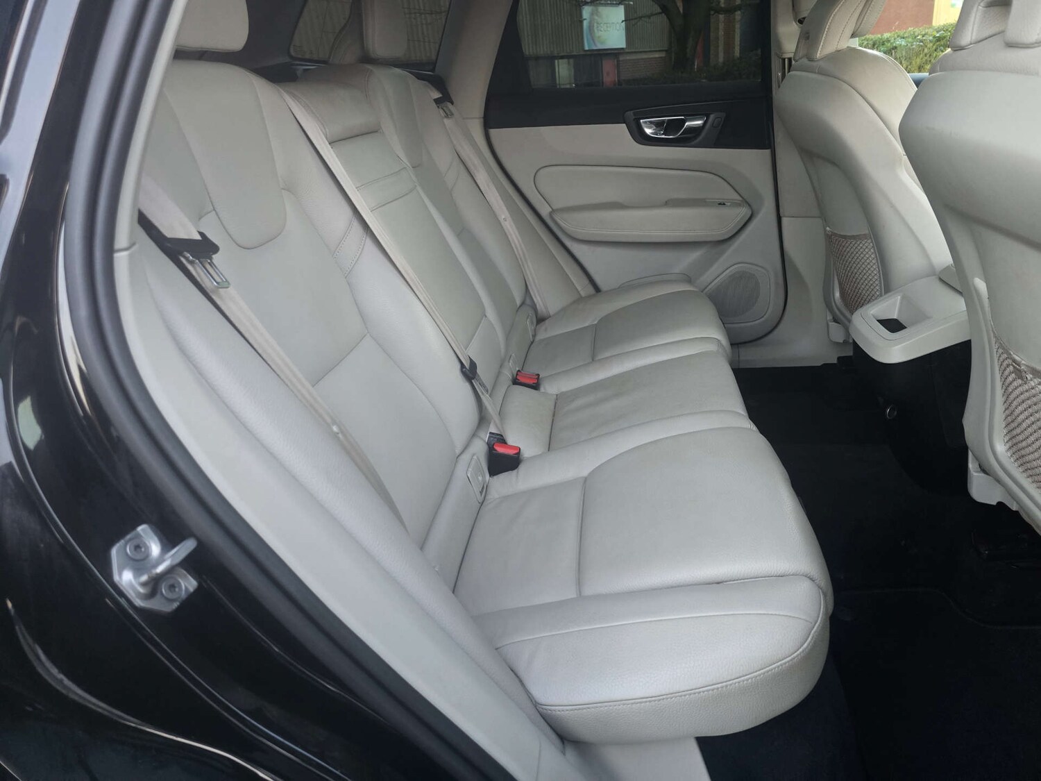 Used Volvo XC60 2018 for sale - 77745547: Photo 55