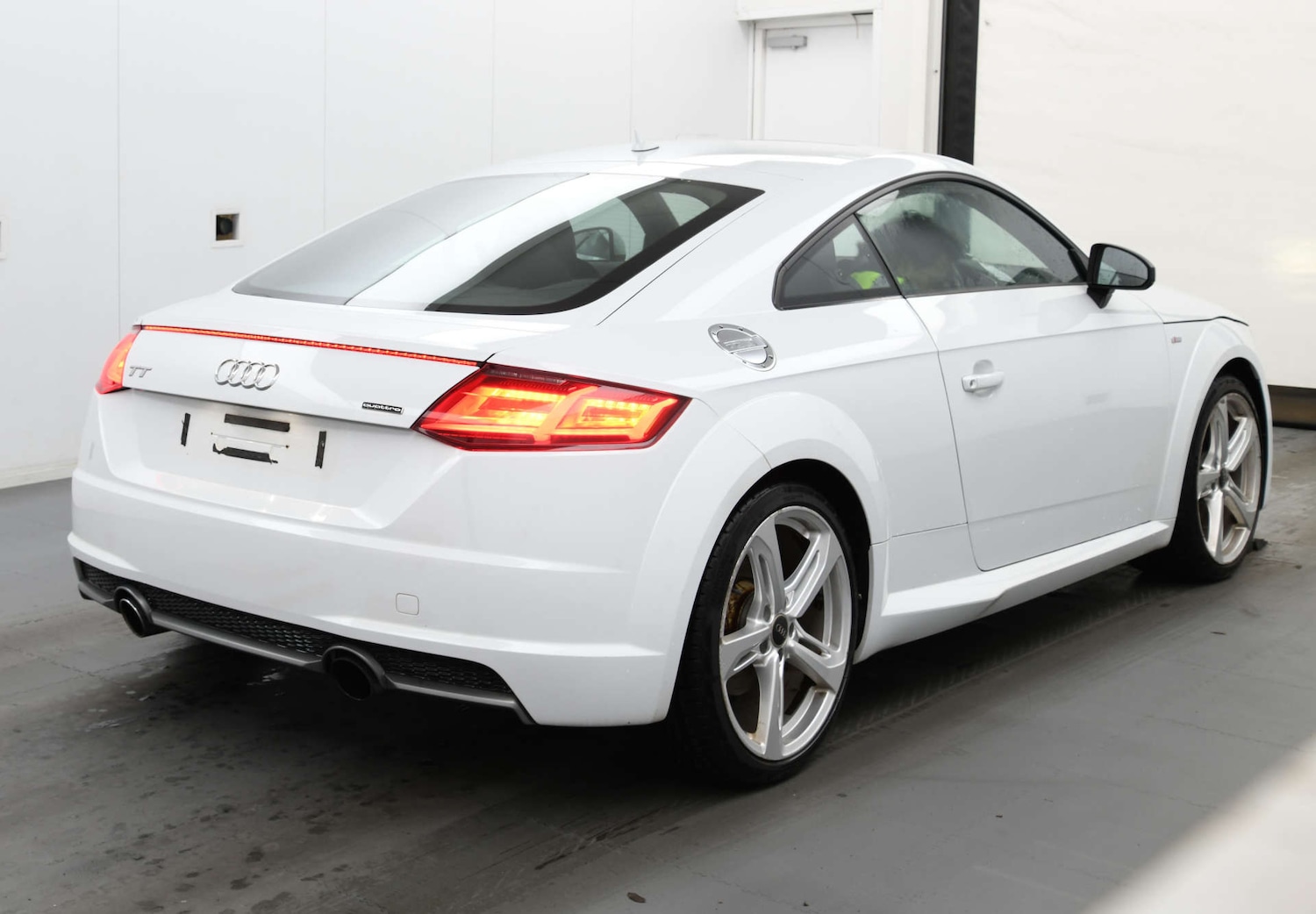 Used Audi TT 2015 for sale - 76687509: Photo 4