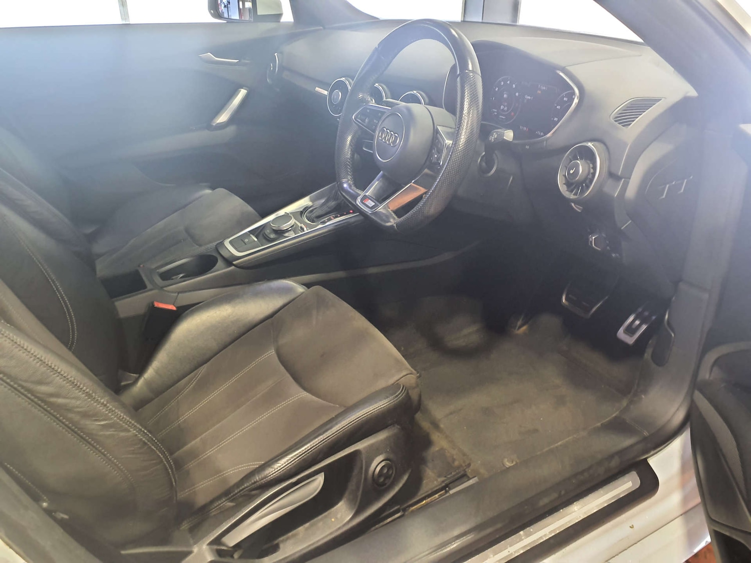 Used Audi TT 2015 for sale - 76687509: Photo 7