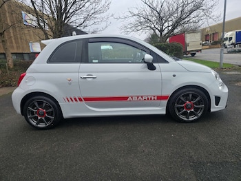 Used Abarth 595 2018 for sale - 77506819: Photo