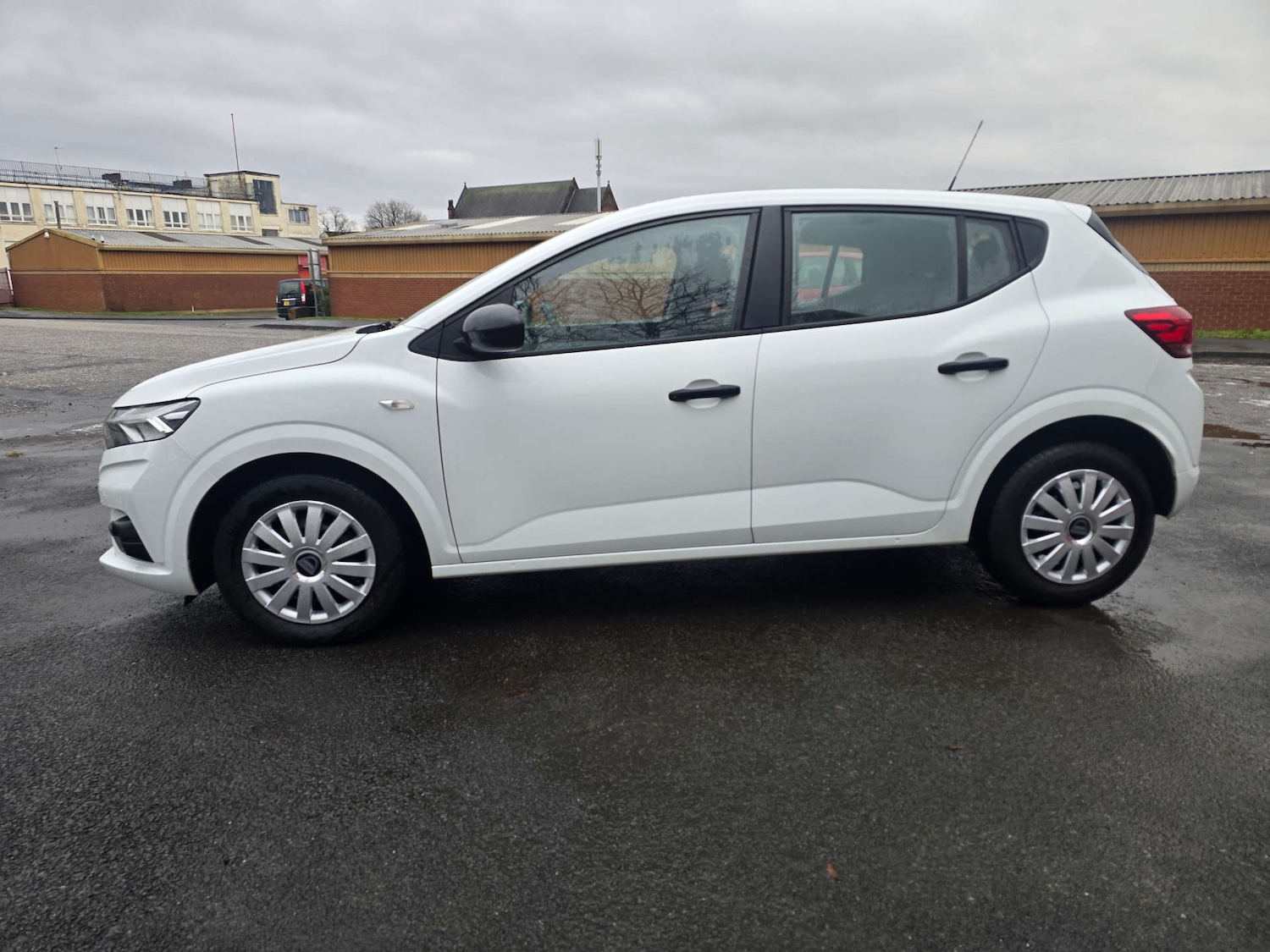 Used Dacia Sandero 2022 for sale - 77160638: Photo 28