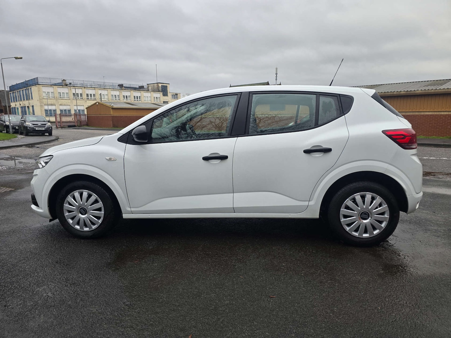 Used Dacia Sandero 2022 for sale - 77160638: Photo 29