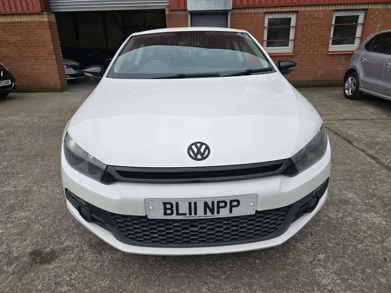 Used Volkswagen Scirocco 2011 for sale - 77609438: Photo 2
