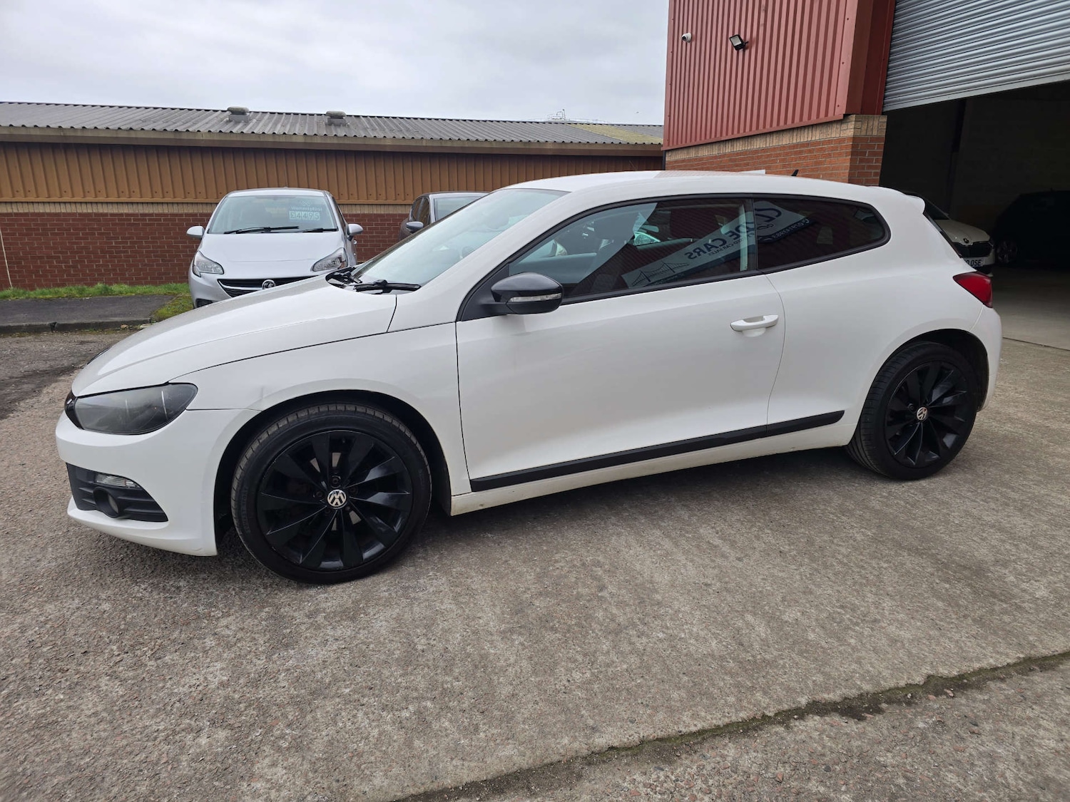 Used Volkswagen Scirocco 2011 for sale - 77609438: Photo 5