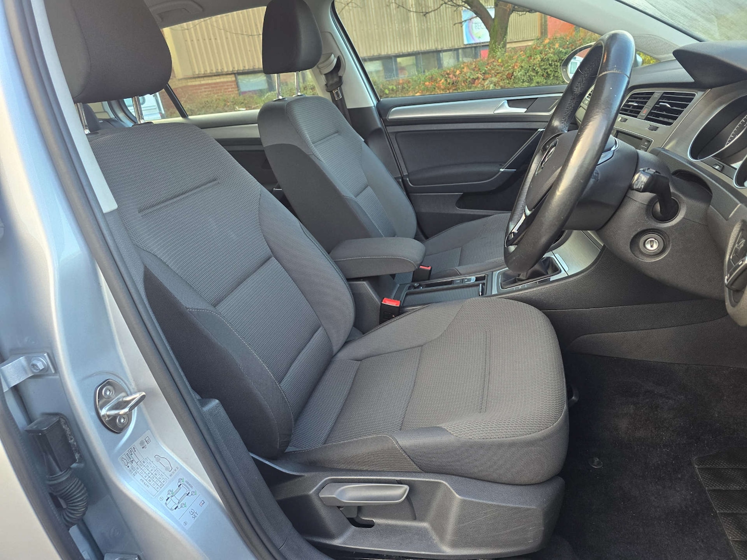 Used Volkswagen Golf 2016 for sale - 76764992: Photo 11