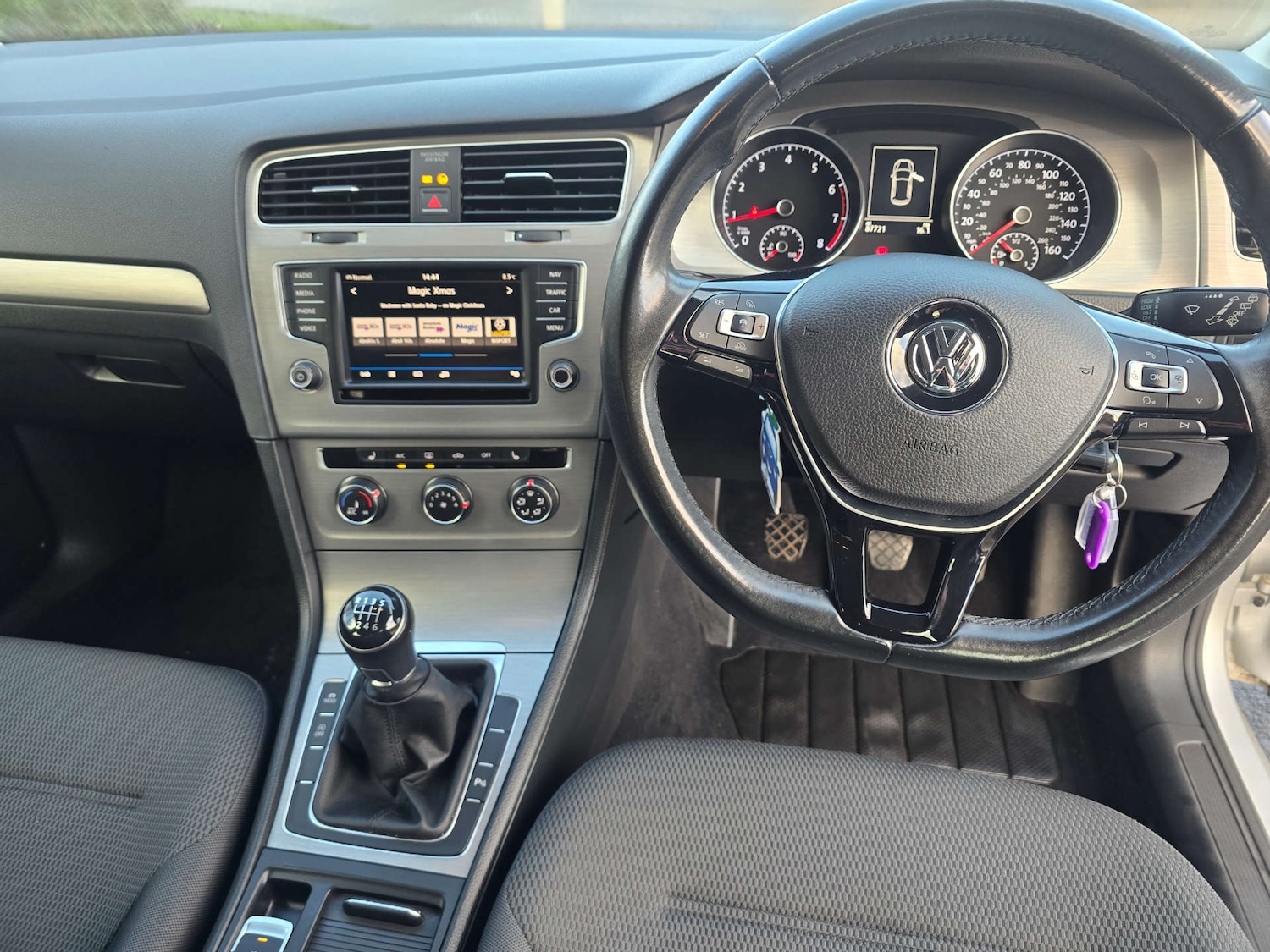 Used Volkswagen Golf 2016 for sale - 76764992: Photo 44