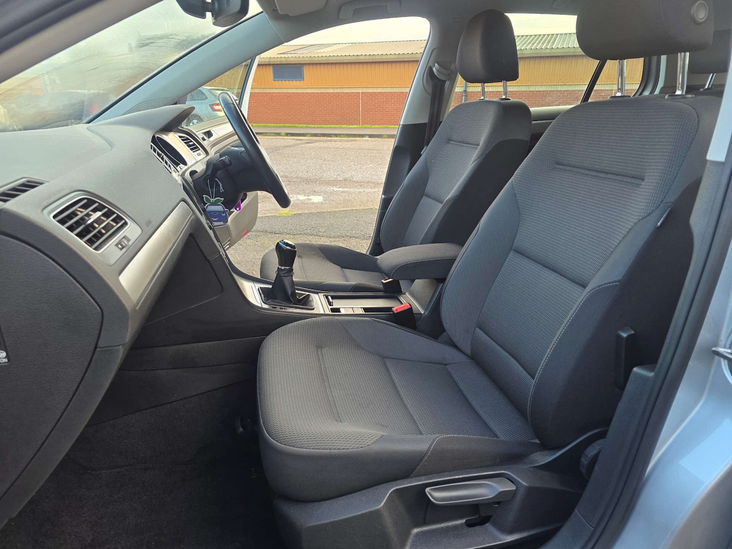 Used Volkswagen Golf 2016 for sale - 76764992: Photo 45