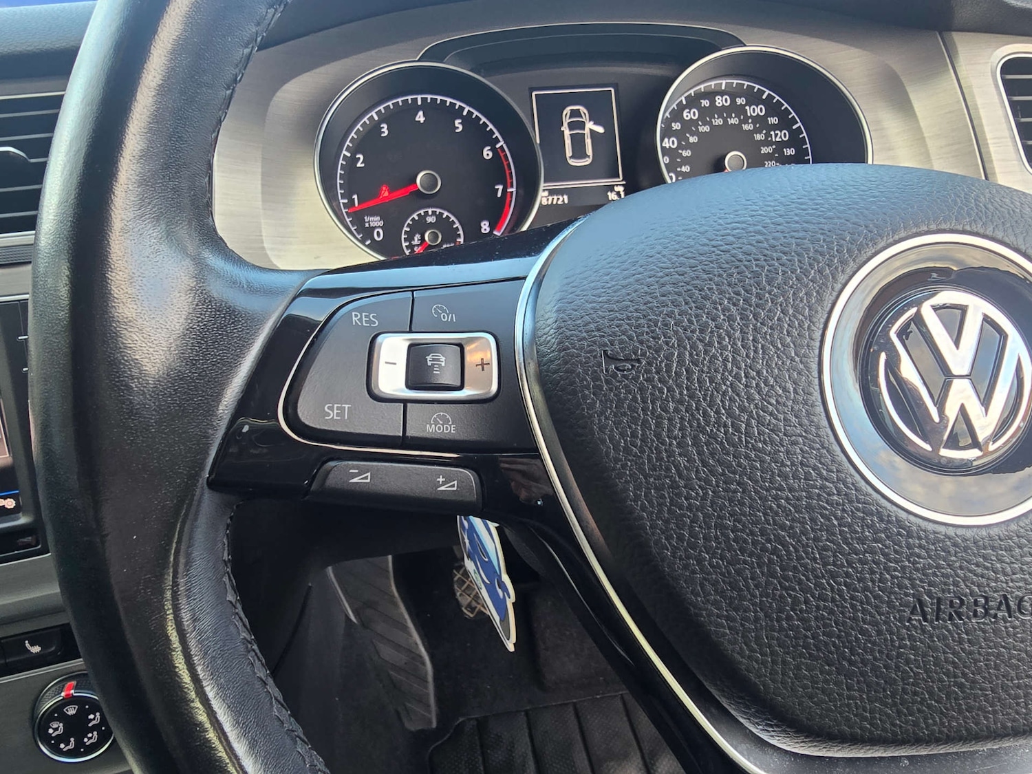 Used Volkswagen Golf 2016 for sale - 76764992: Photo 55