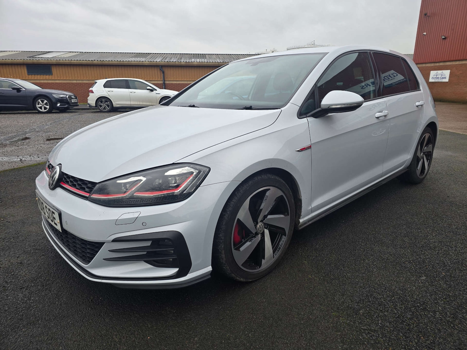 Used Volkswagen Golf 2018 for sale - 77504110: Photo 3