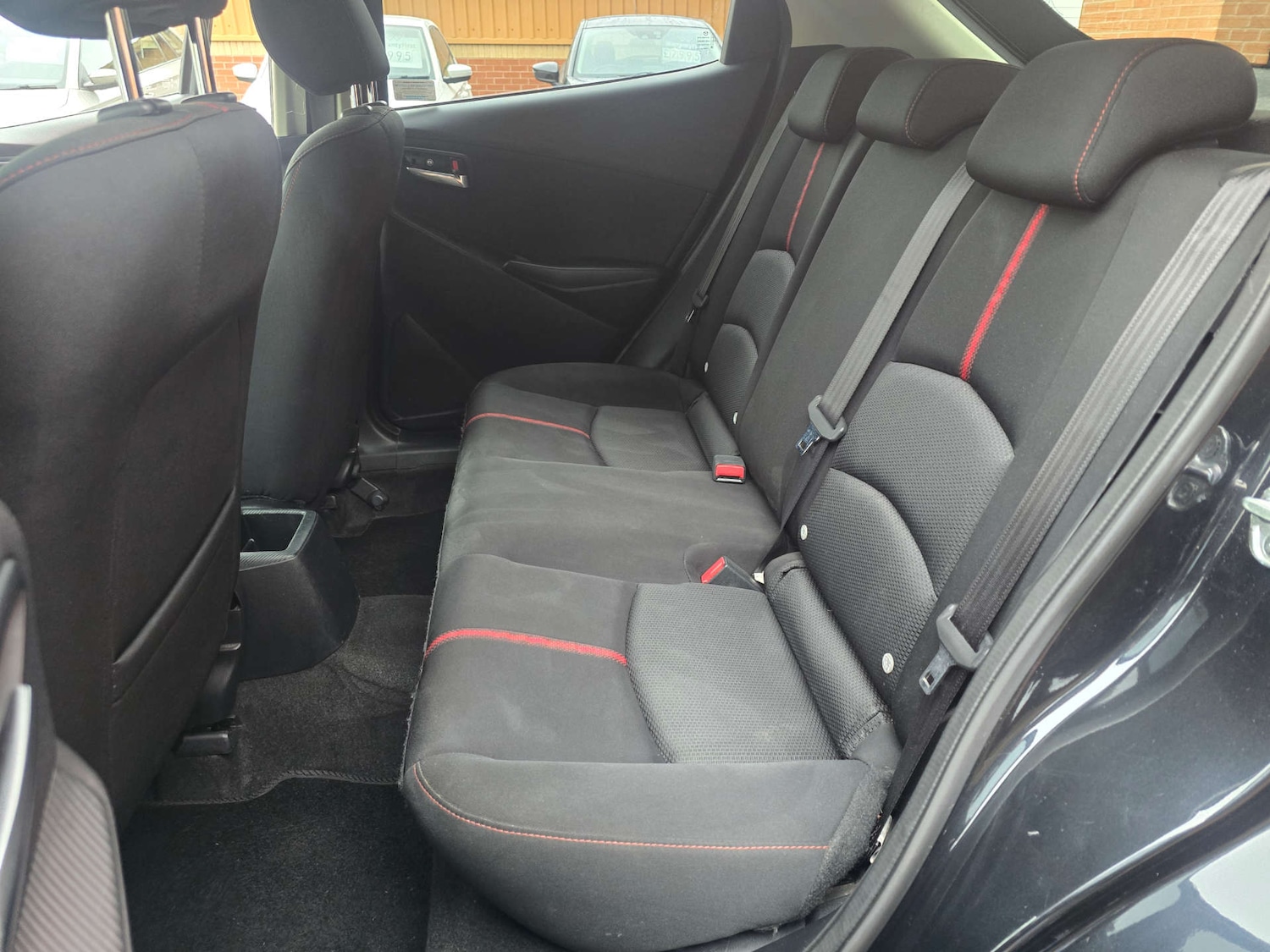 Used Mazda Mazda2 2015 for sale - 76132390: Photo 15