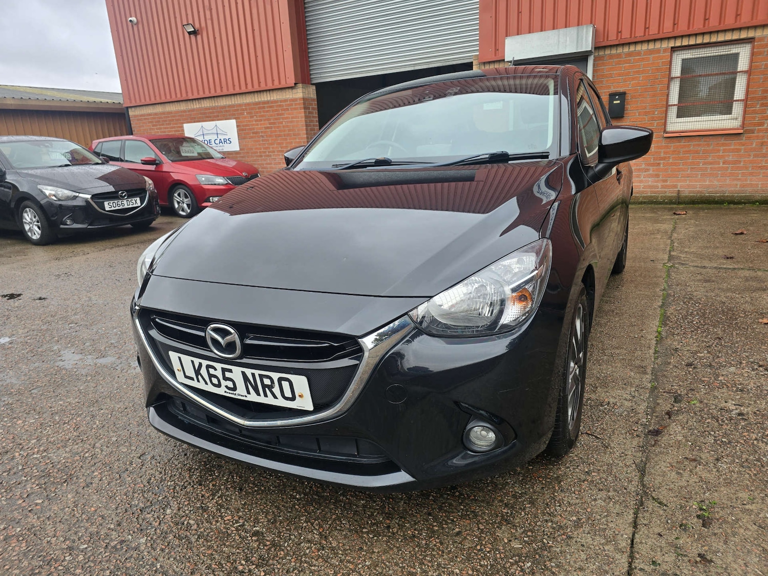 Used Mazda Mazda2 2015 for sale - 76132390: Photo 24