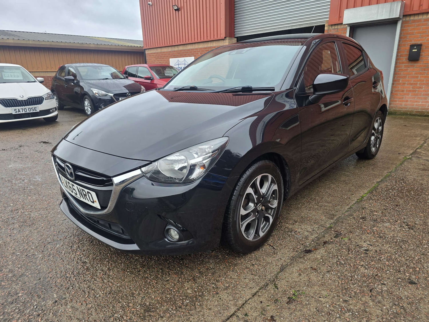 Used Mazda Mazda2 2015 for sale - 76132390: Photo 25