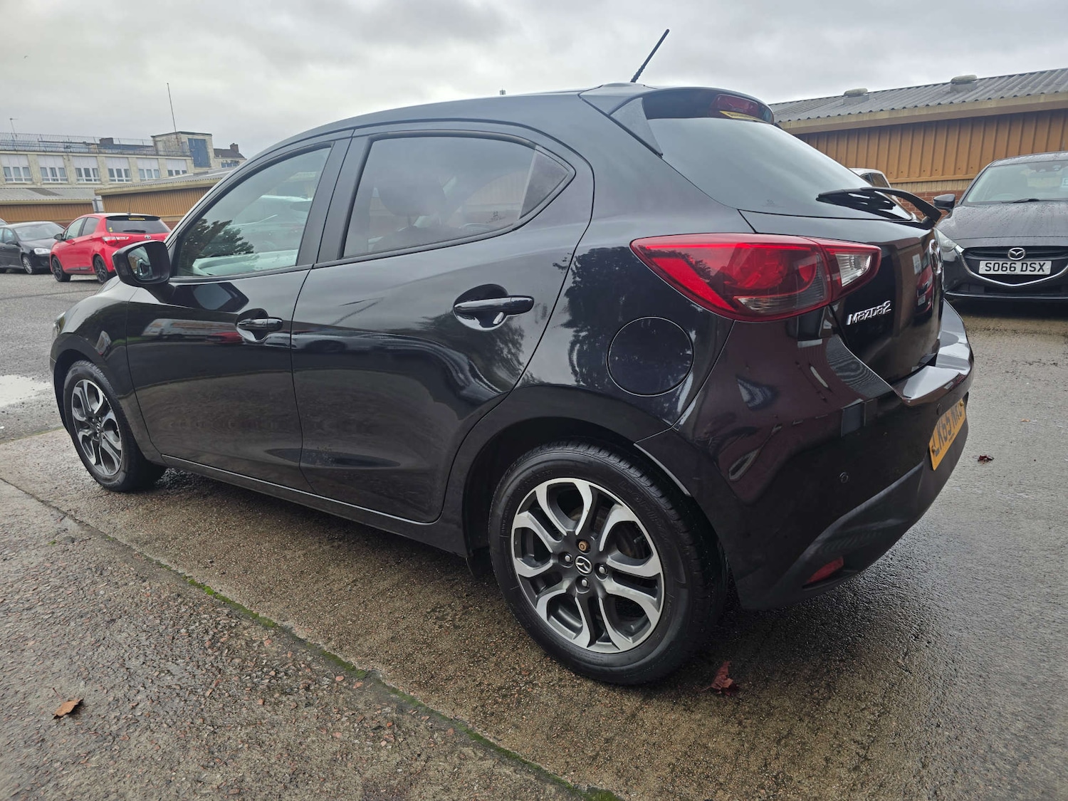 Used Mazda Mazda2 2015 for sale - 76132390: Photo 30