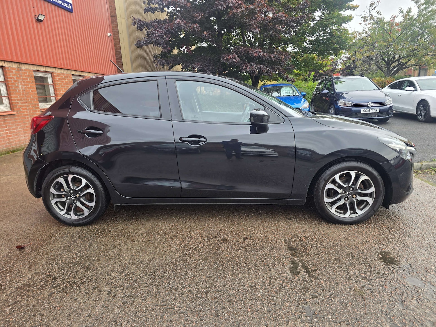 Used Mazda Mazda2 2015 for sale - 76132390: Photo 39