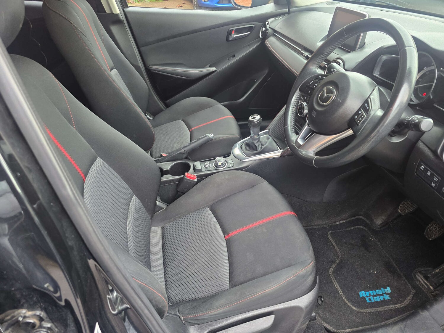 Used Mazda Mazda2 2015 for sale - 76132390: Photo 45