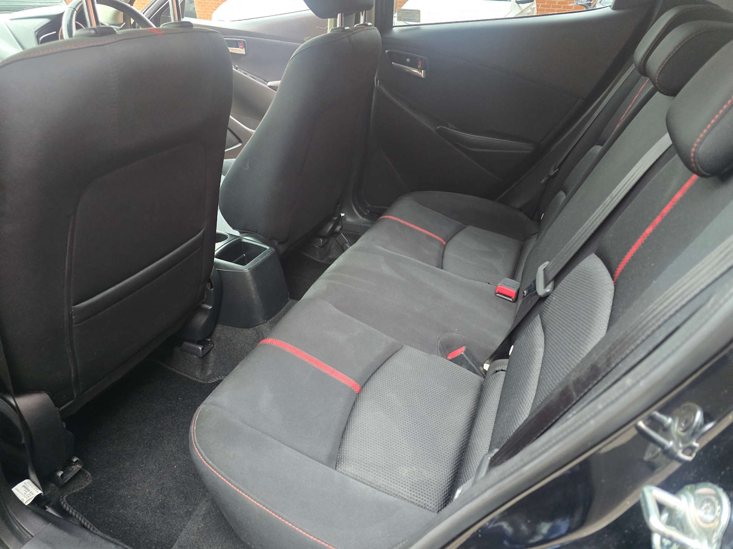 Used Mazda Mazda2 2015 for sale - 76132390: Photo 51