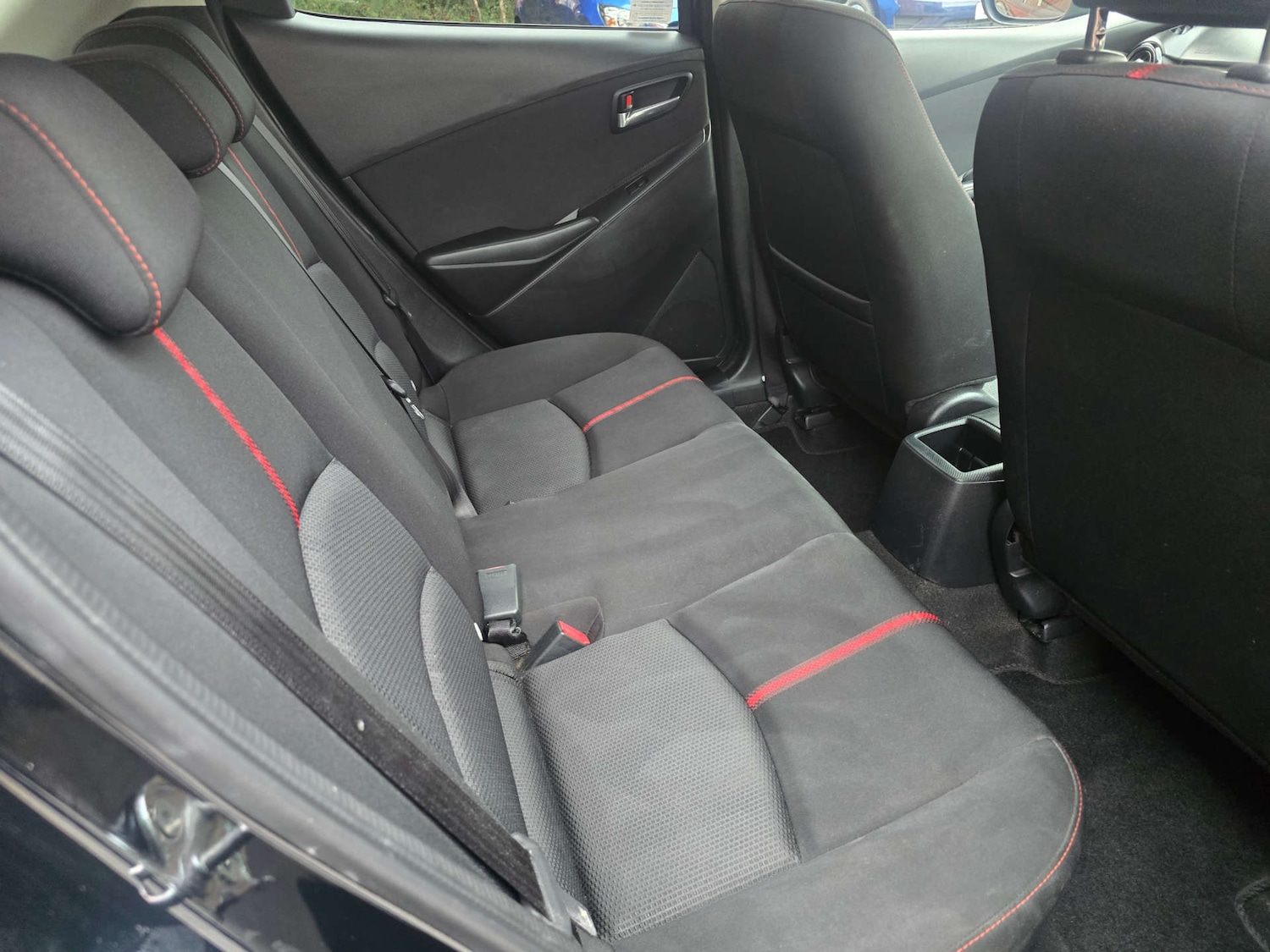 Used Mazda Mazda2 2015 for sale - 76132390: Photo 54