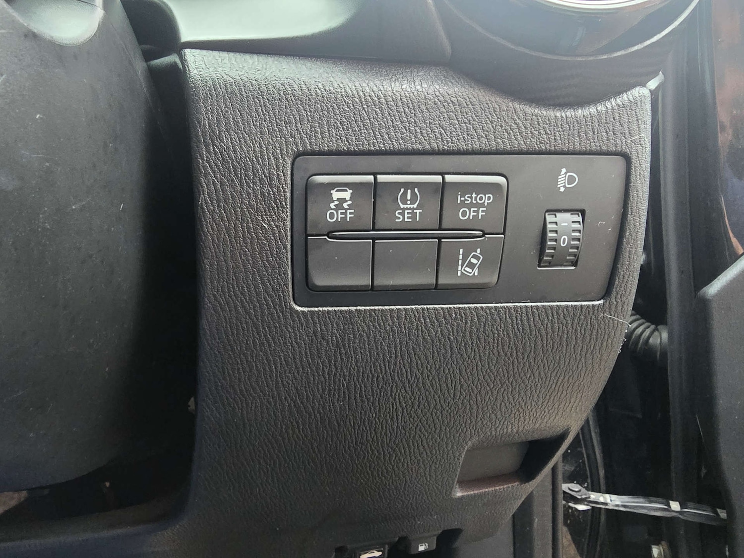 Used Mazda Mazda2 2015 for sale - 76132390: Photo 56