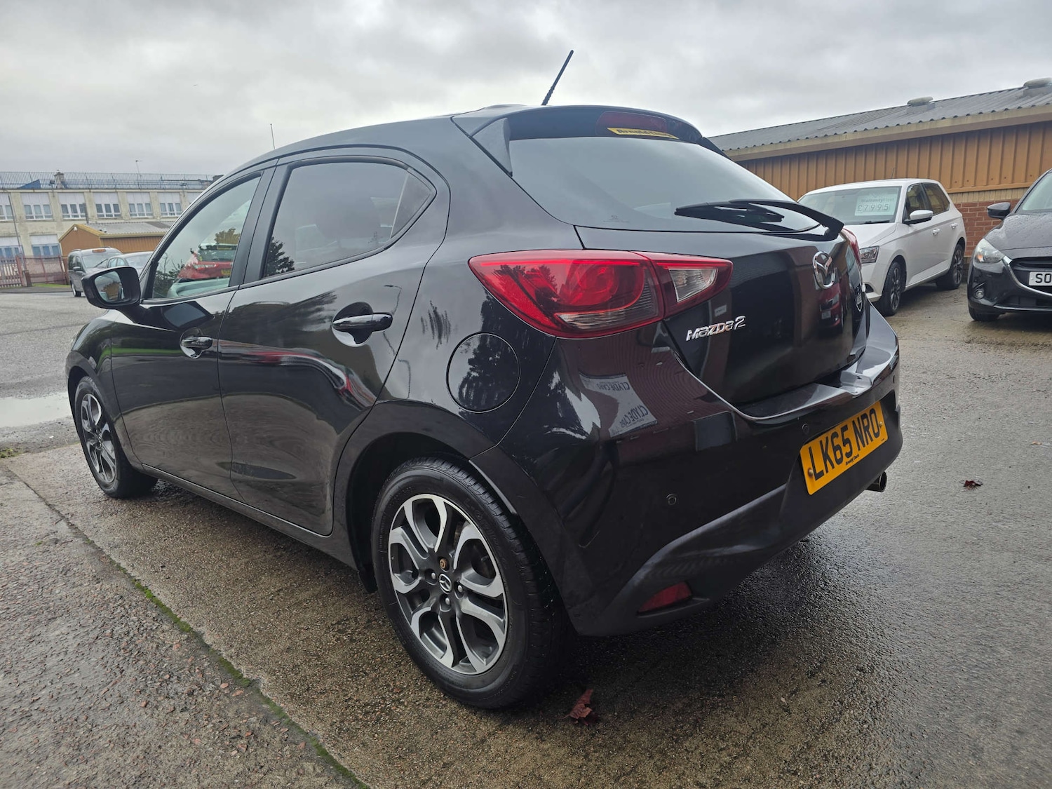 Used Mazda Mazda2 2015 for sale - 76132390: Photo 8