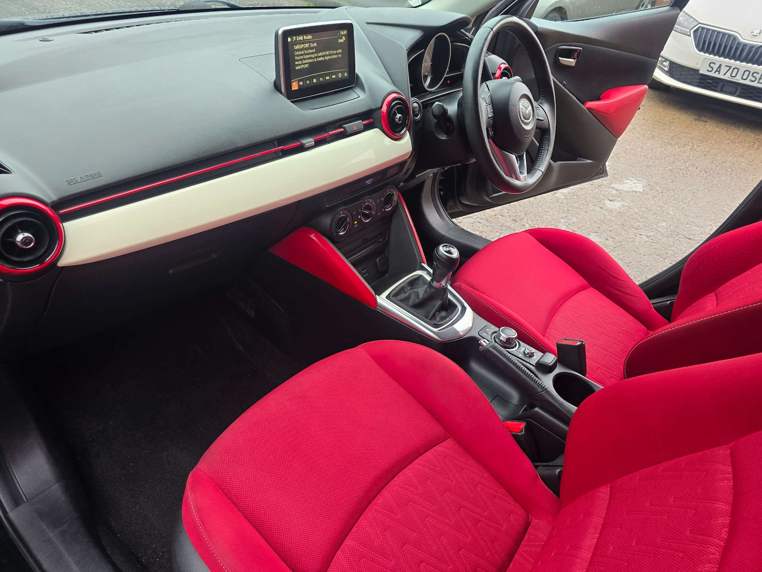 Used Mazda Mazda2 2017 for sale - 76132392: Photo 50