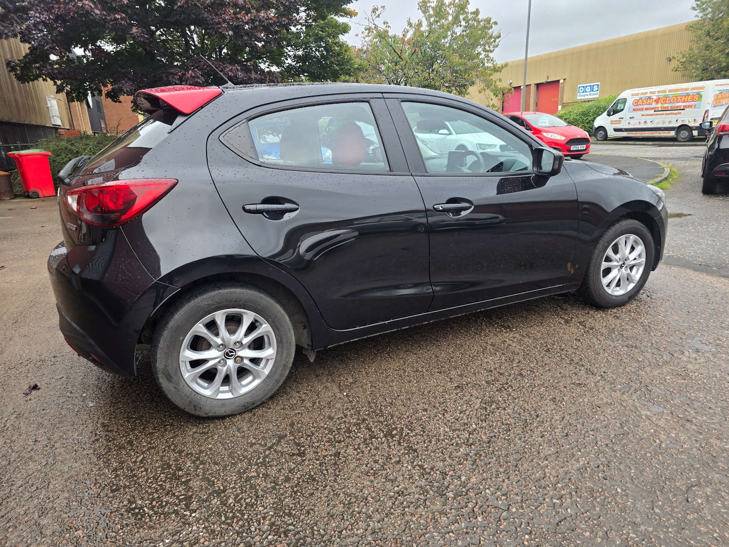 Used Mazda Mazda2 2017 for sale - 76132392: Photo 6