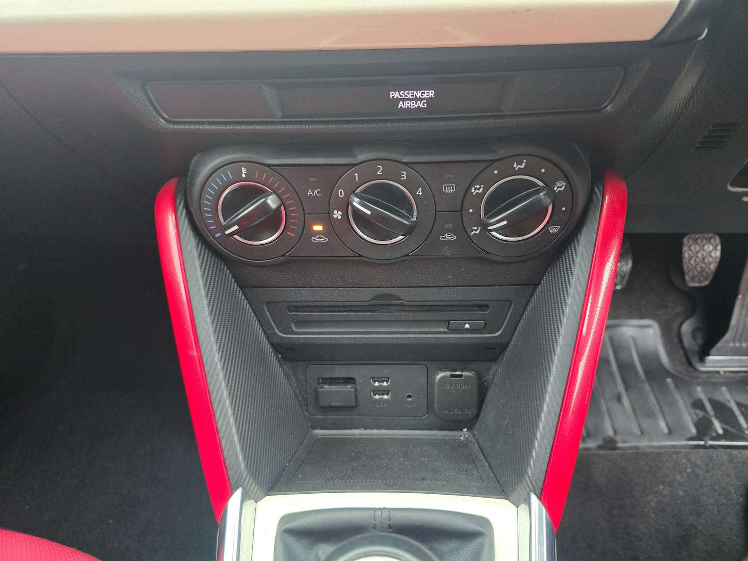 Used Mazda Mazda2 2017 for sale - 76132392: Photo 60