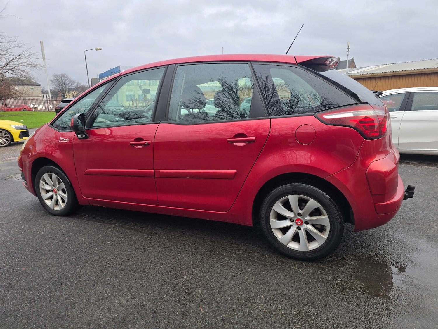Used Citroen C4 Picasso 2013 for sale - 77118016: Photo 5