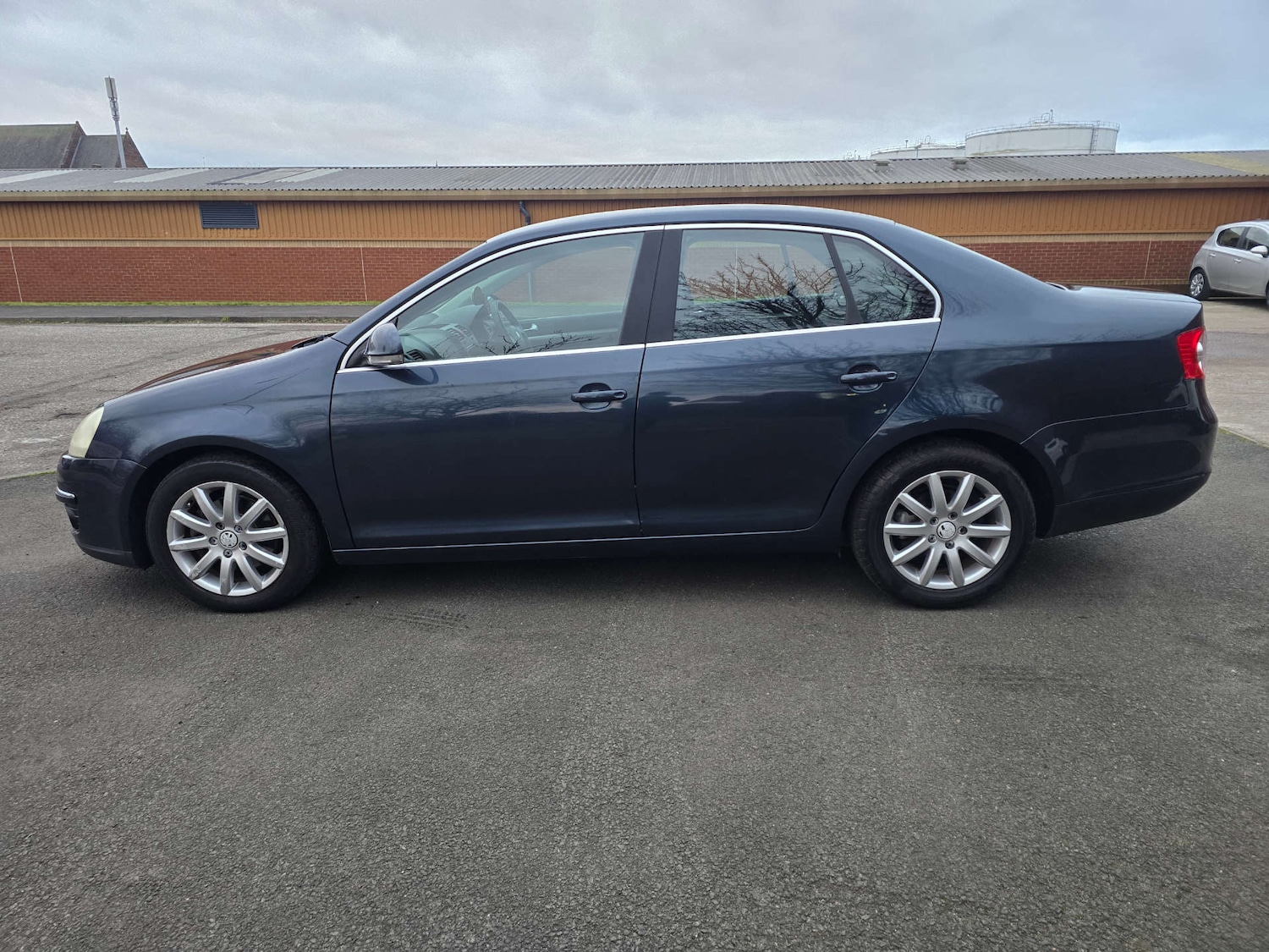 Used Volkswagen Jetta 2009 for sale - 77383367: Photo 28