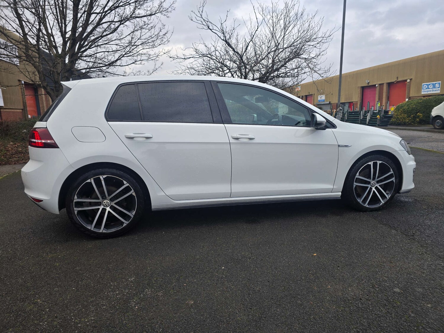 Used Volkswagen Golf 2016 for sale - 77547625: Photo 39