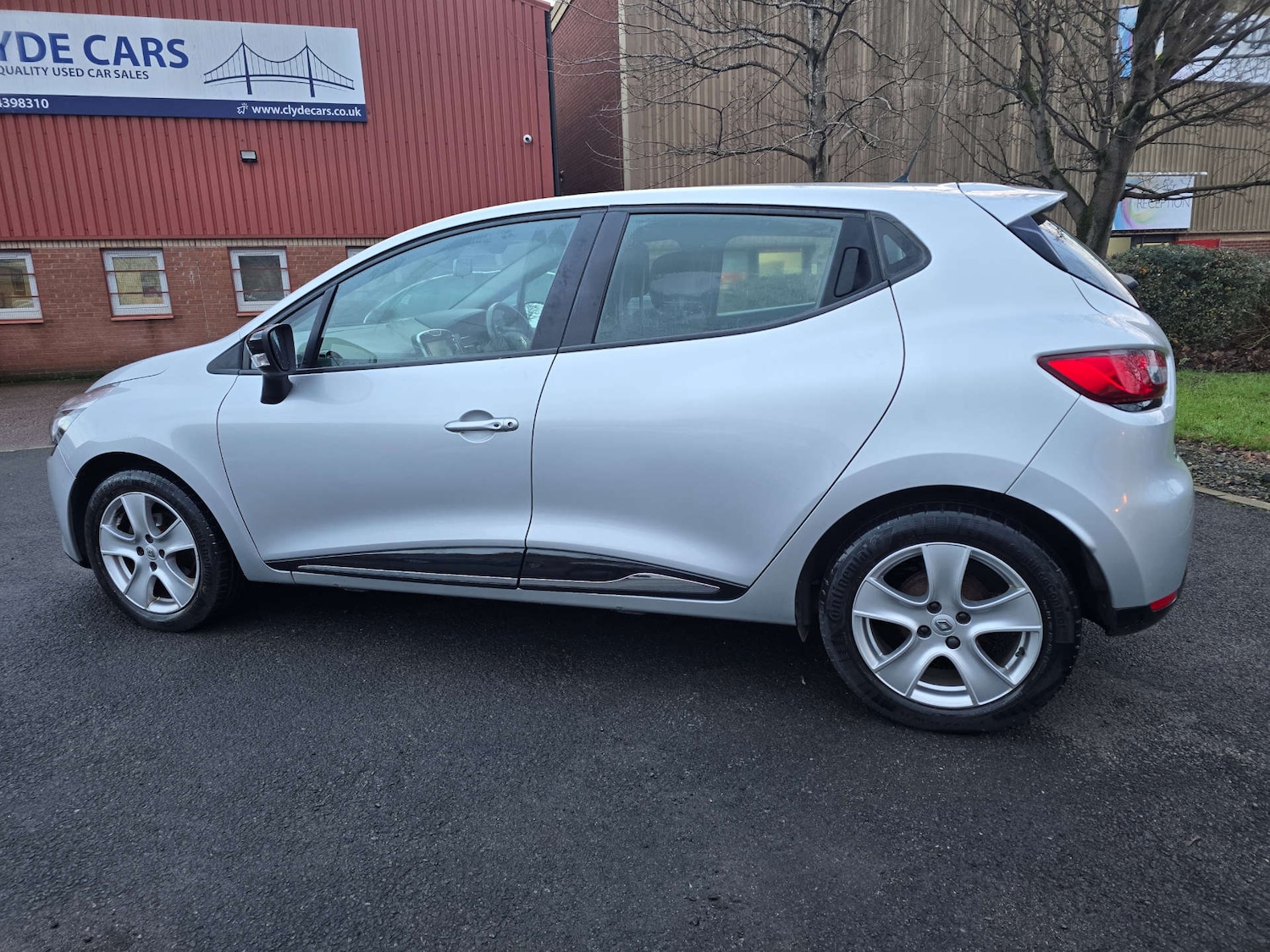 Used Renault Clio 2016 for sale - 76896323: Photo 30