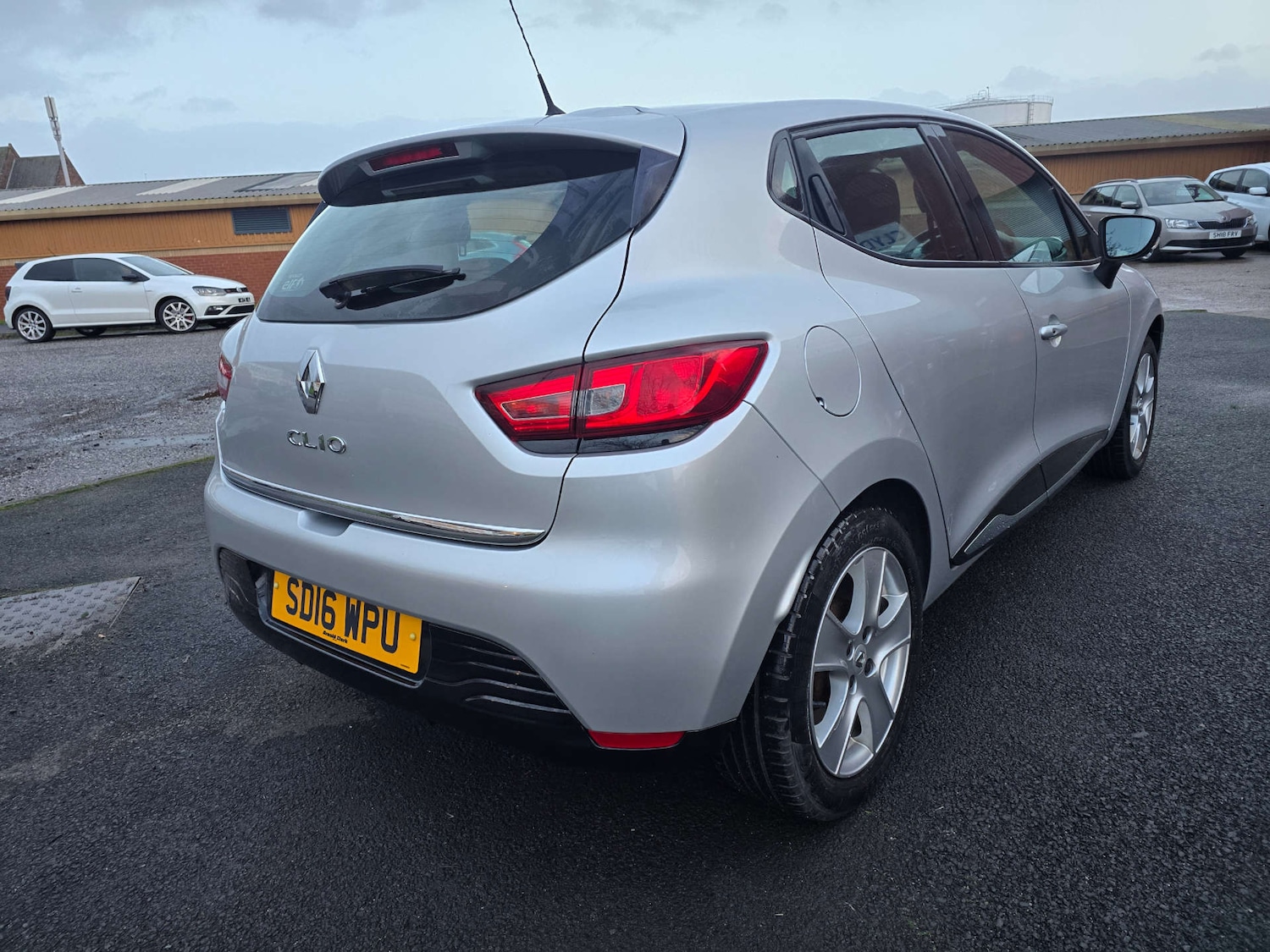 Used Renault Clio 2016 for sale - 76896323: Photo 36