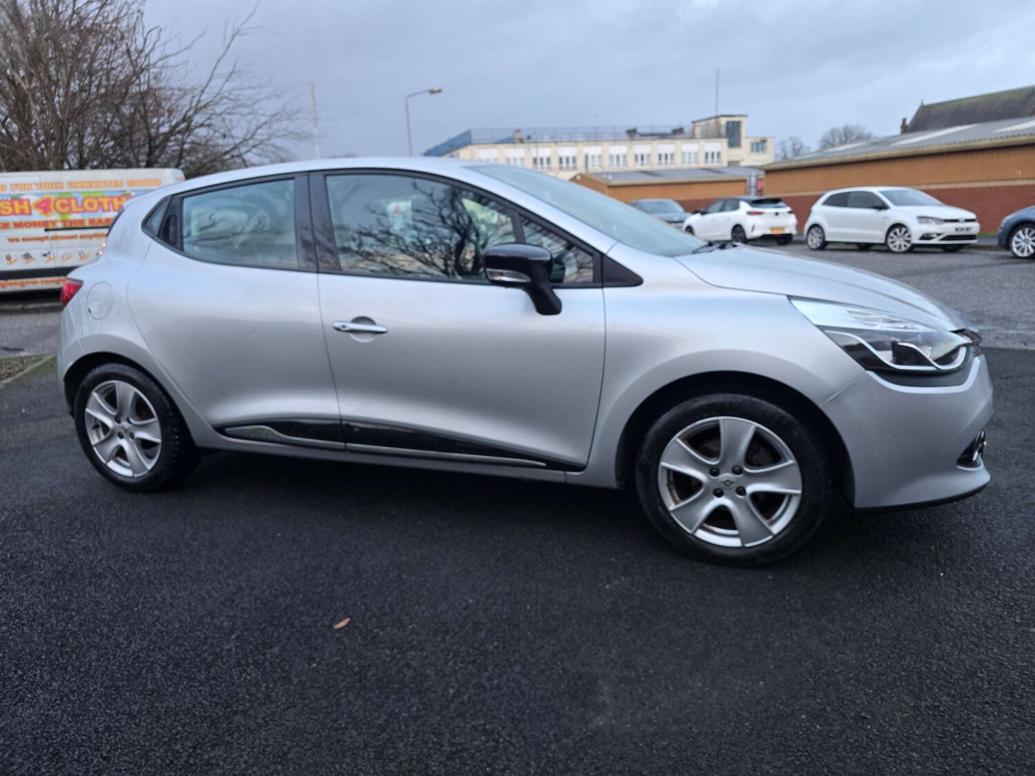 Used Renault Clio 2016 for sale - 76896323: Photo 41