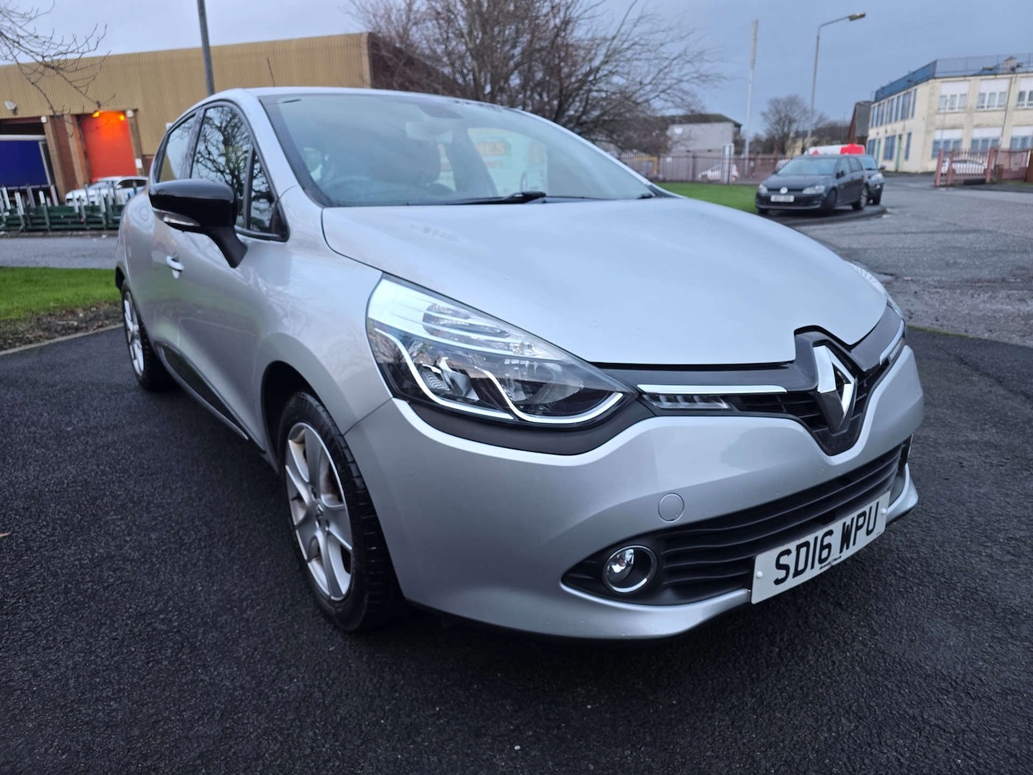 Used Renault Clio 2016 for sale - 76896323: Photo 44