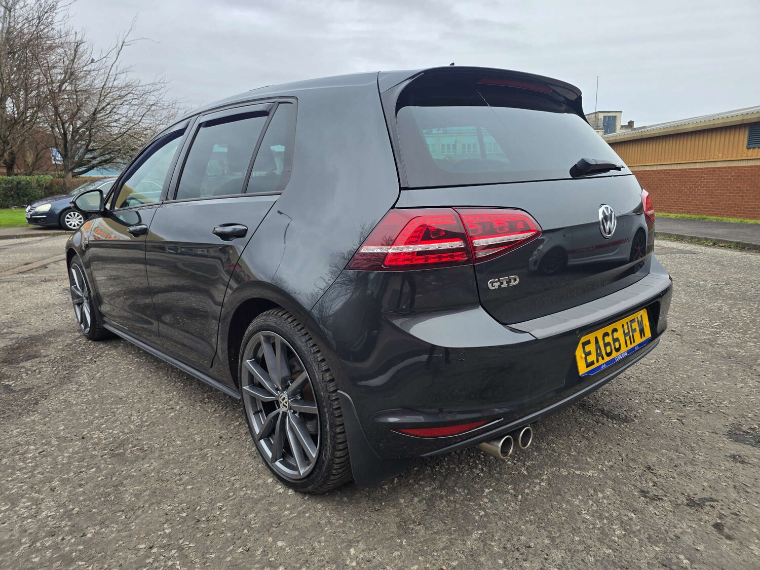Used Volkswagen Golf 2016 for sale - 77558215: Photo 32
