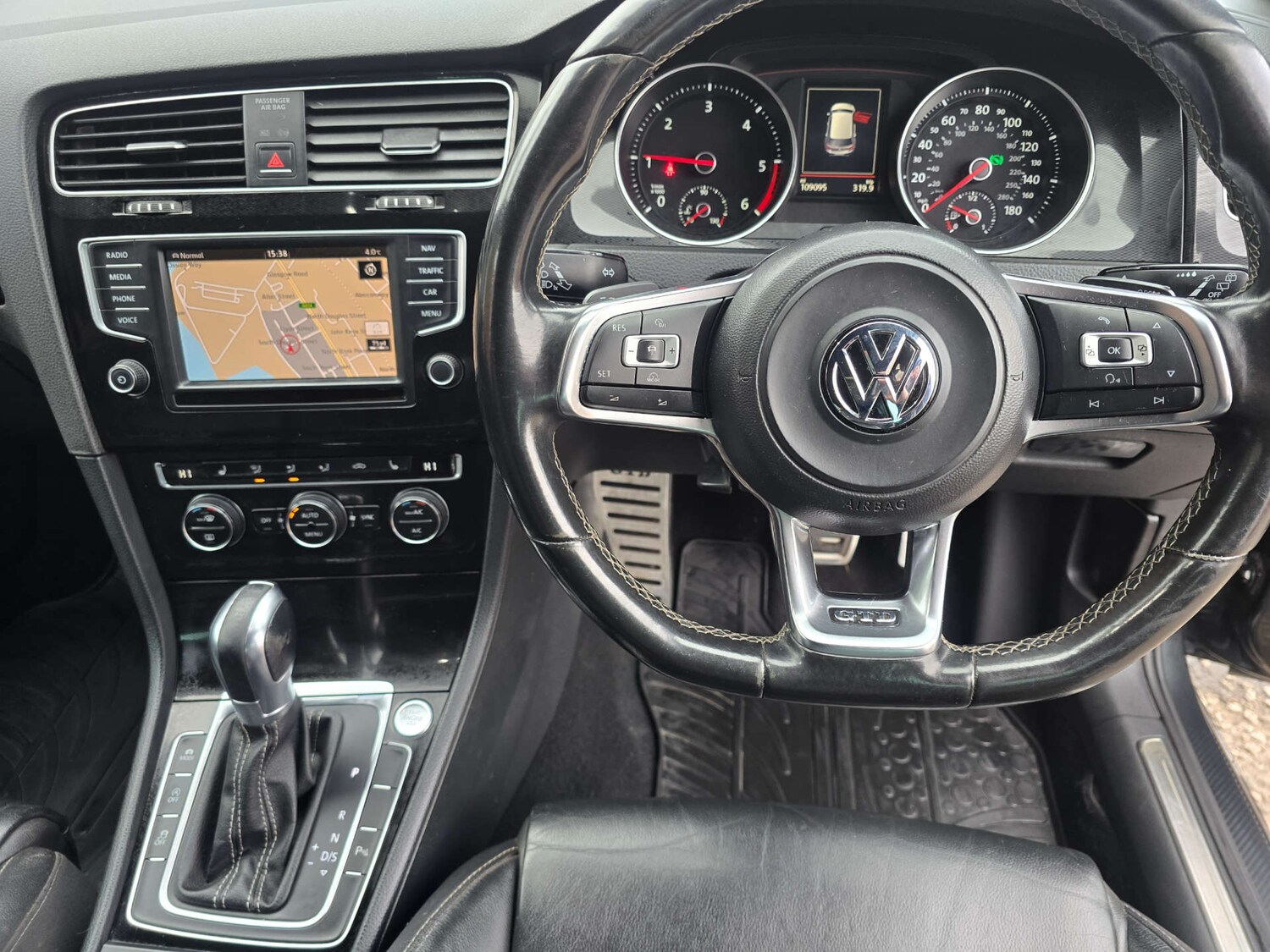Used Volkswagen Golf 2016 for sale - 77558215: Photo 48