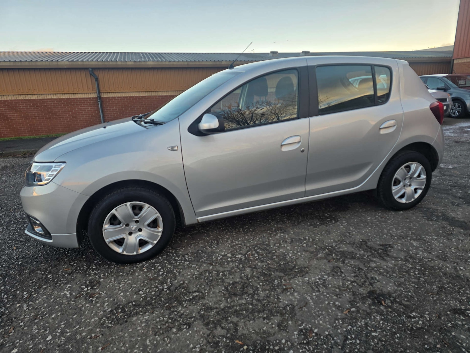 Used Dacia Sandero 2017 for sale - 76628291: Photo 5