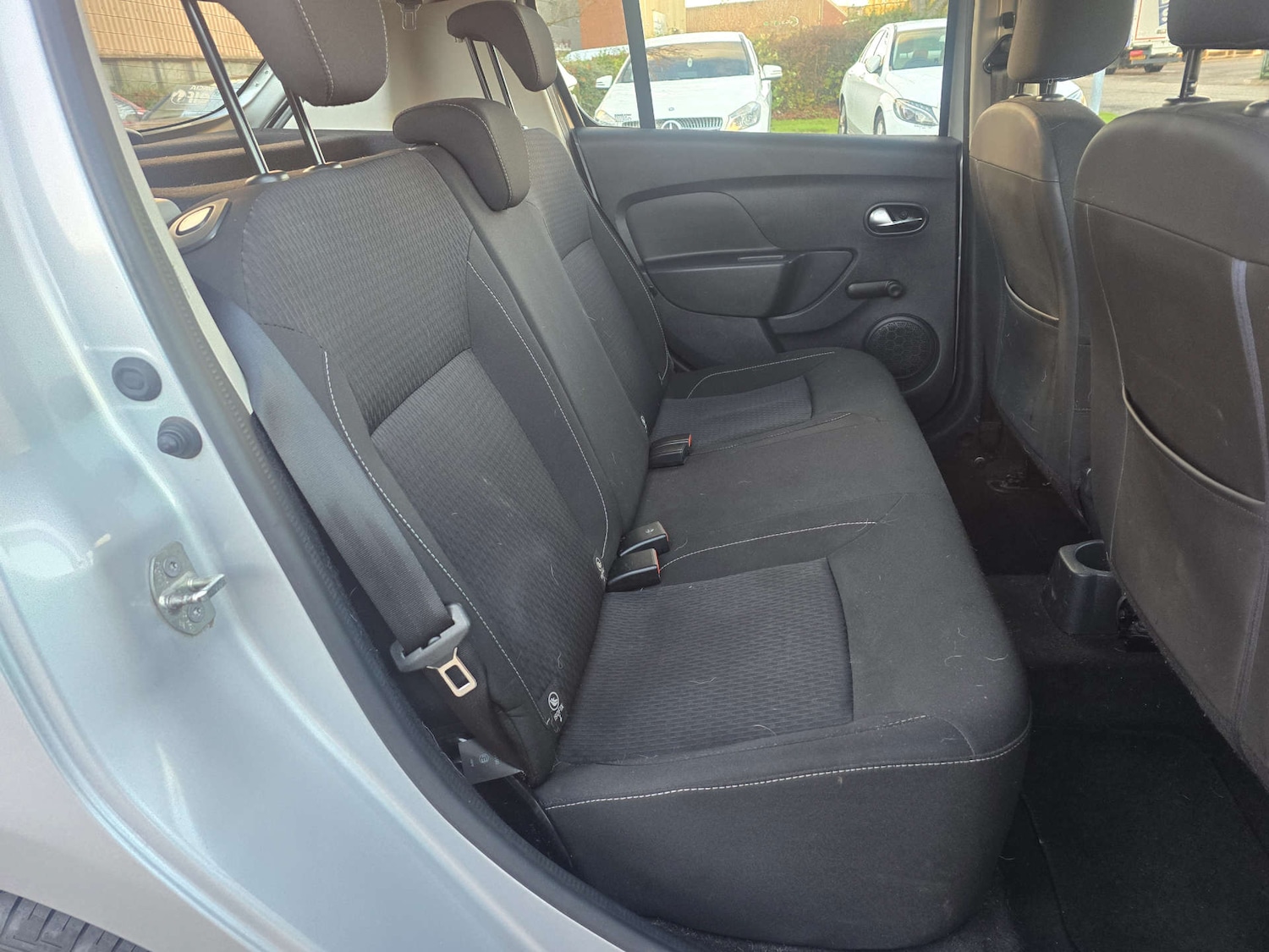 Used Dacia Sandero 2017 for sale - 76628291: Photo 52