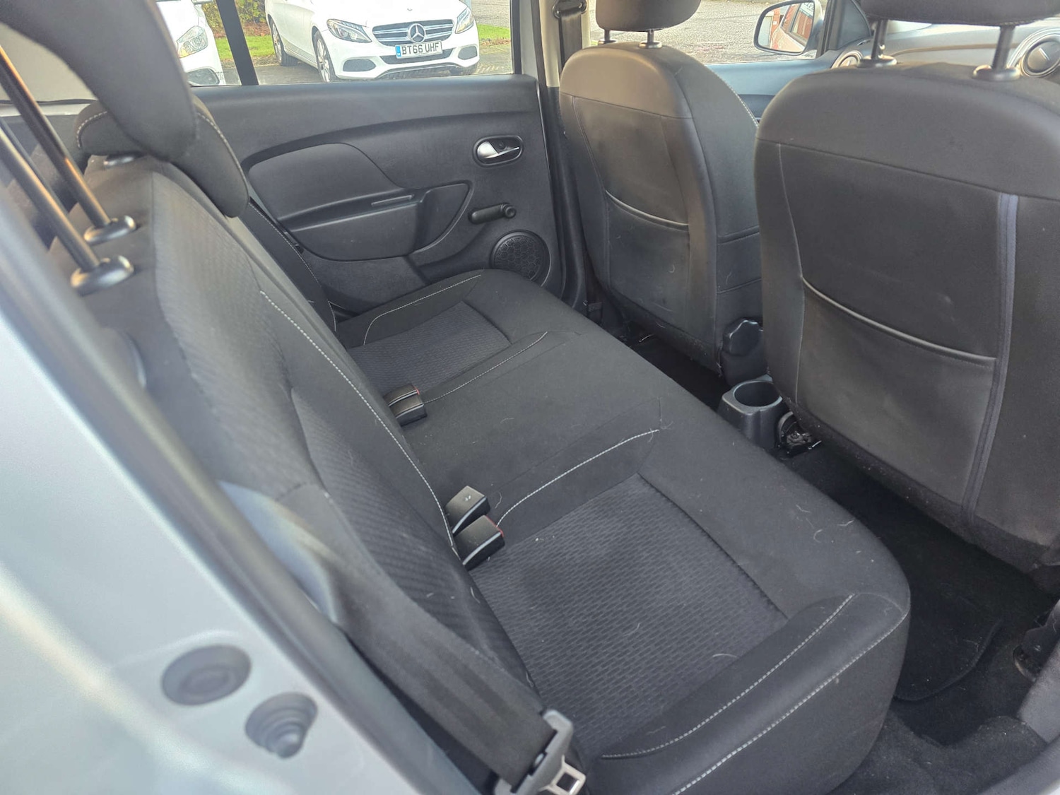 Used Dacia Sandero 2017 for sale - 76628291: Photo 53