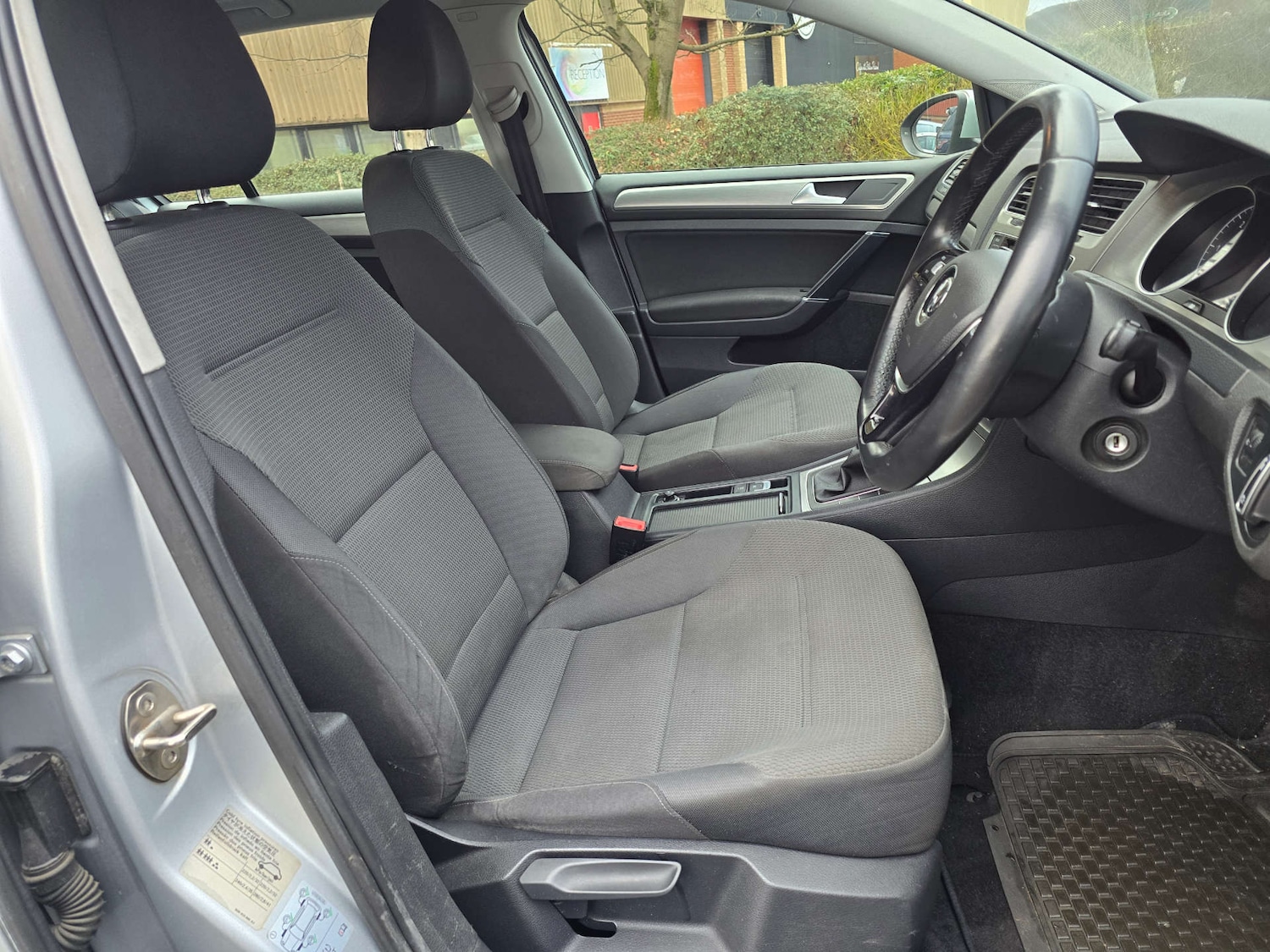 Used Volkswagen Golf 2014 for sale - 77655592: Photo 11