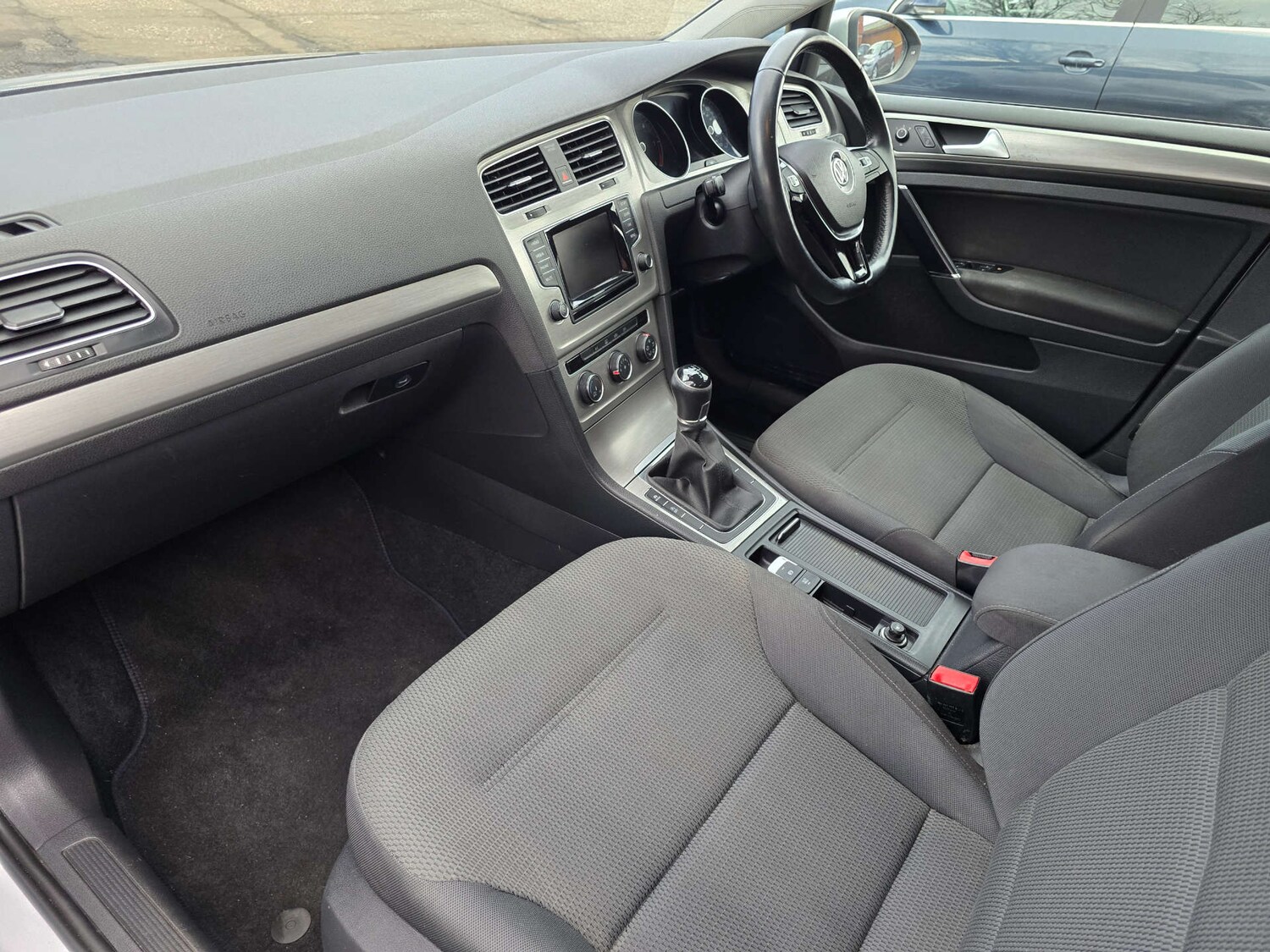 Used Volkswagen Golf 2014 for sale - 77655592: Photo 49