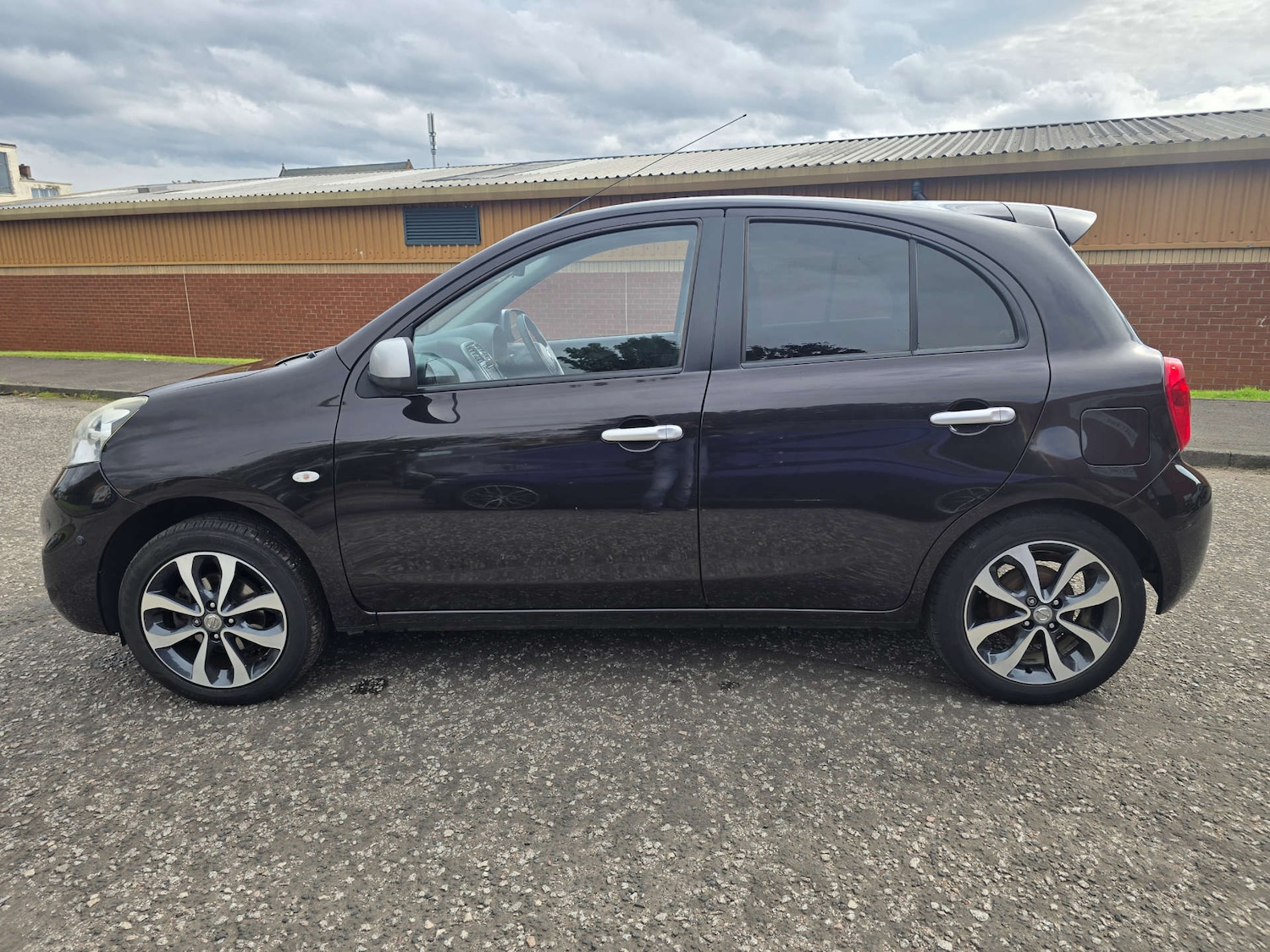 Vehicle 29